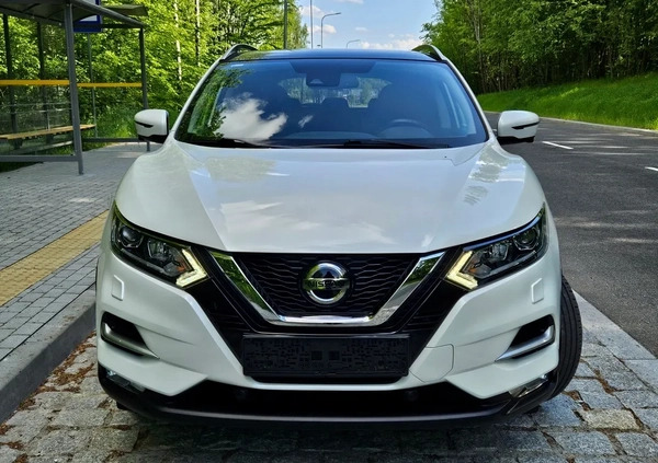 Nissan Qashqai cena 77900 przebieg: 89000, rok produkcji 2018 z Elbląg małe 781